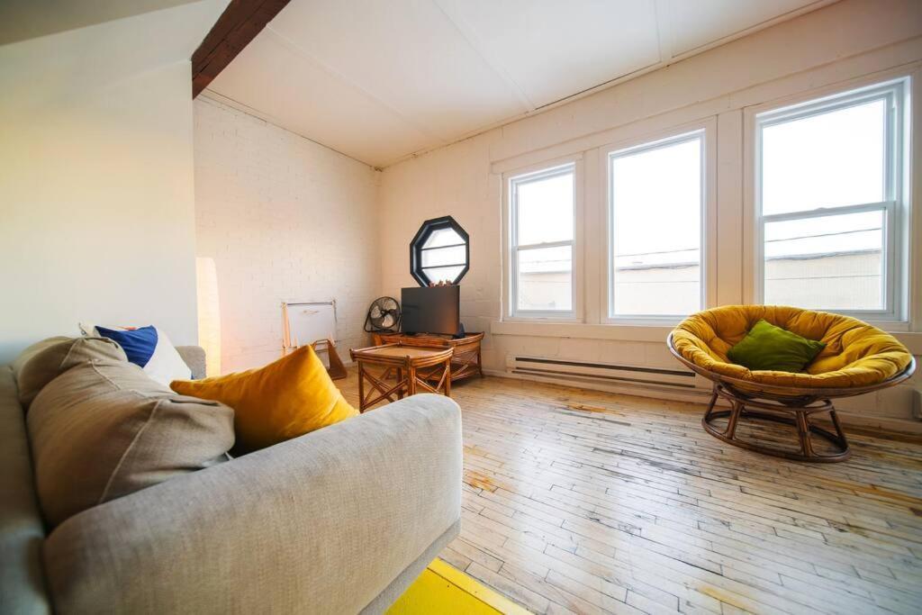 Le Loft Charlotte 1 Apartment ควิเบกซิตี้ ภายนอก รูปภาพ